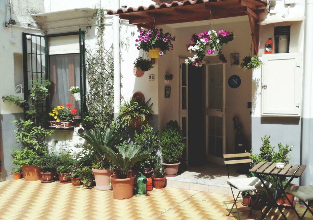 Casa Lena B&B Napoli Esterno foto